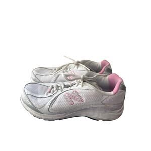 New Balance 496 walking shoes in white with pink accents 8.5 M1